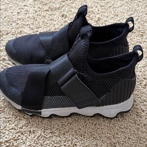 Sorrel kinetic sneakers